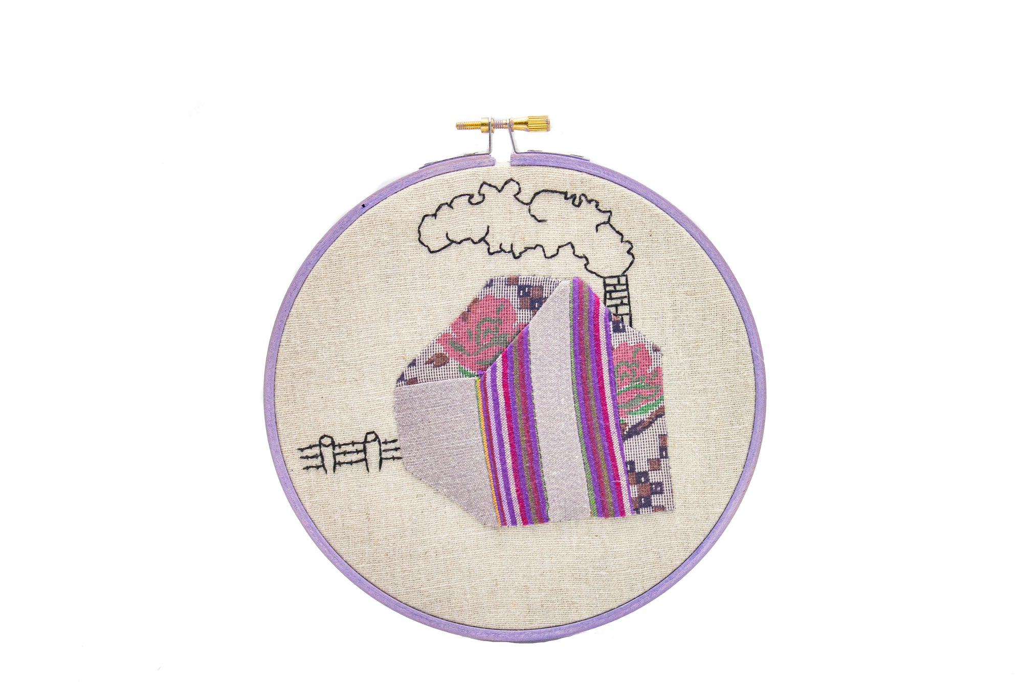 House w/Embroidery Patchwork Hoop